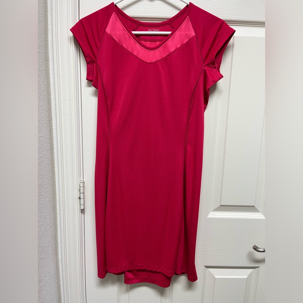 Arcteryx sports dress. XS. Stretchy and comfy. Great condition